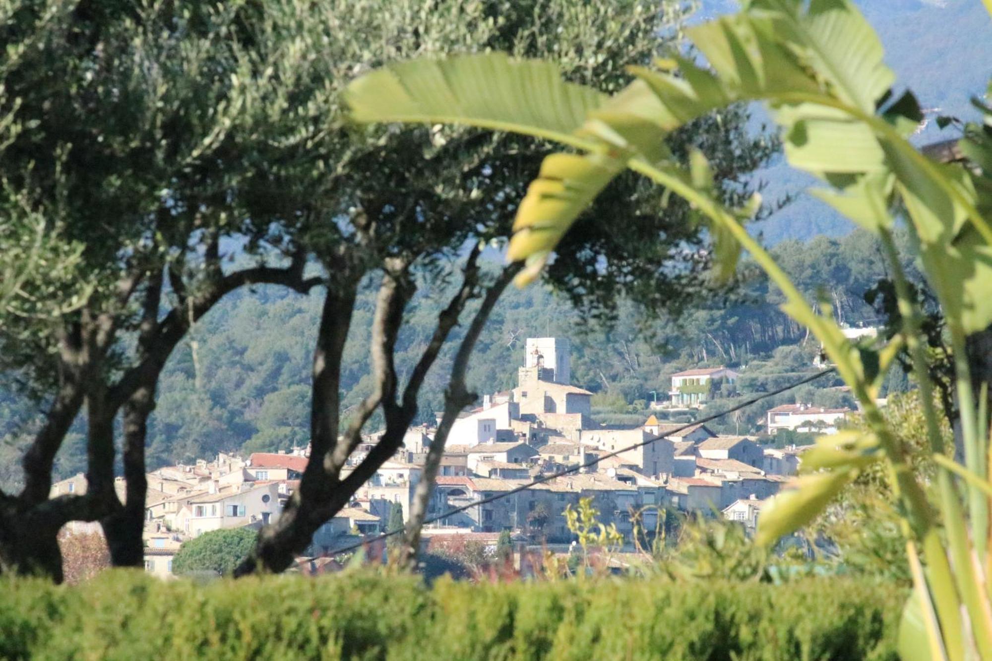 Bastide les 3 Portes Saint-Paul-de-Vence Exterior foto